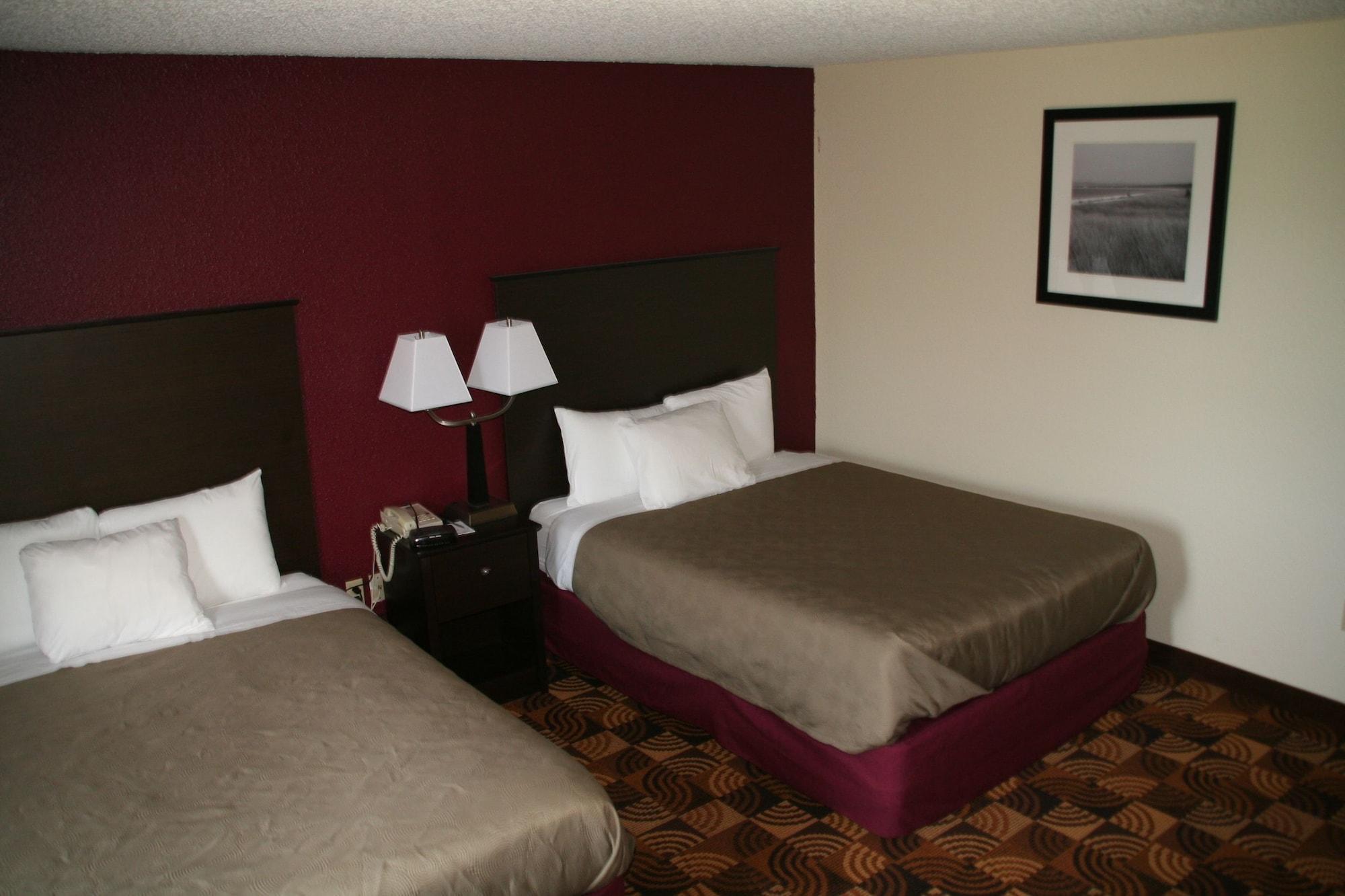 Americinn By Wyndham Elkhorn Near Lake Geneva Exterior photo