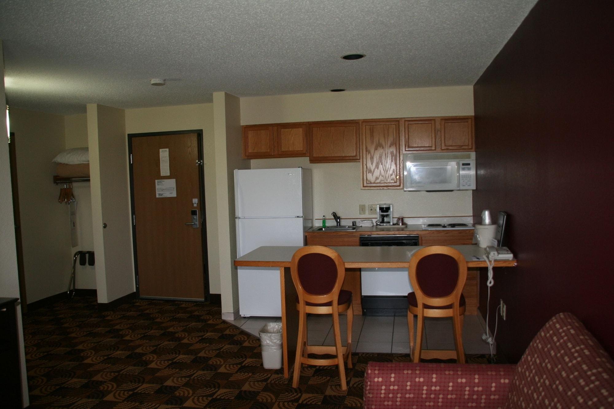 Americinn By Wyndham Elkhorn Near Lake Geneva Exterior photo
