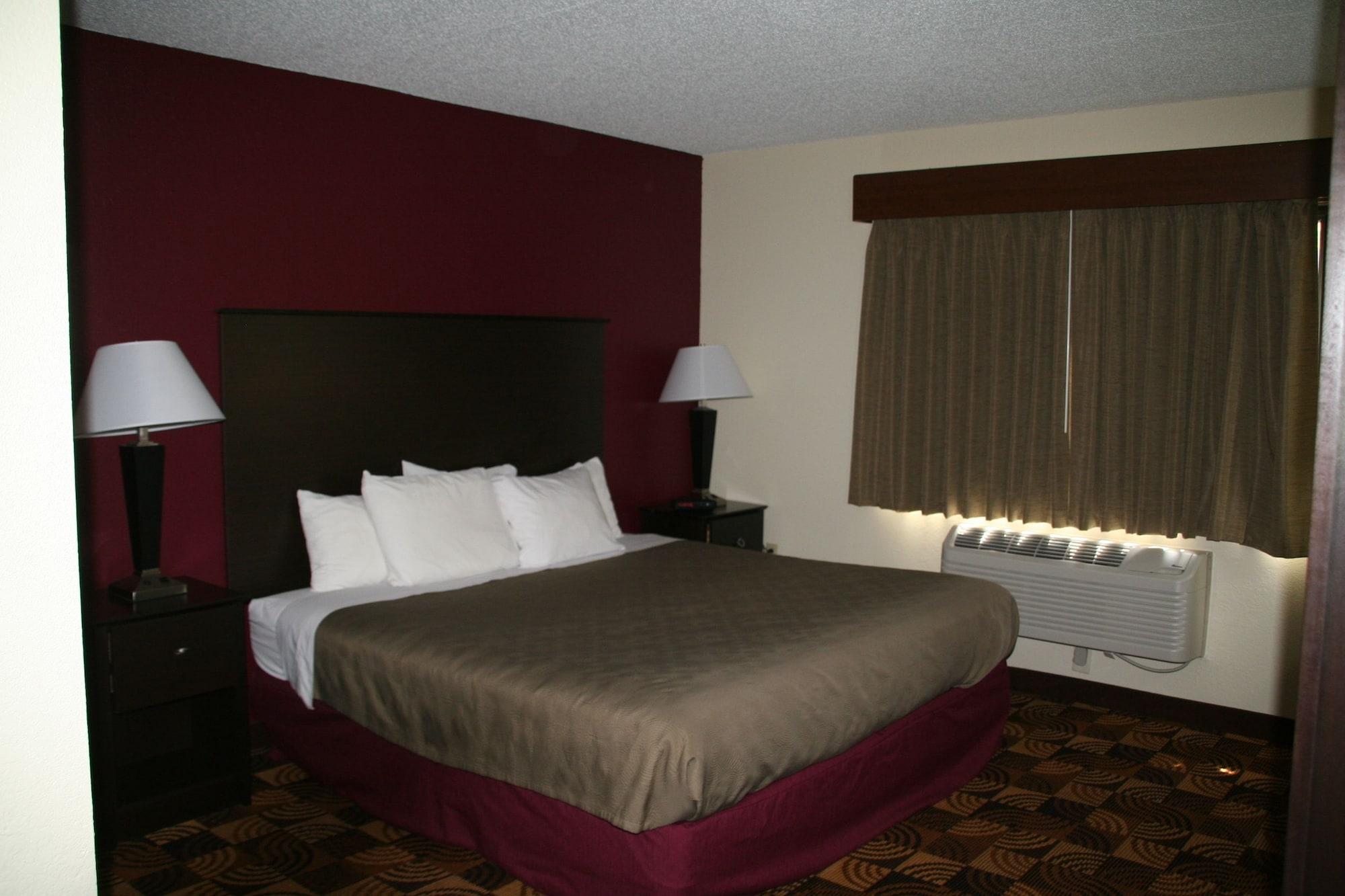 Americinn By Wyndham Elkhorn Near Lake Geneva Exterior photo