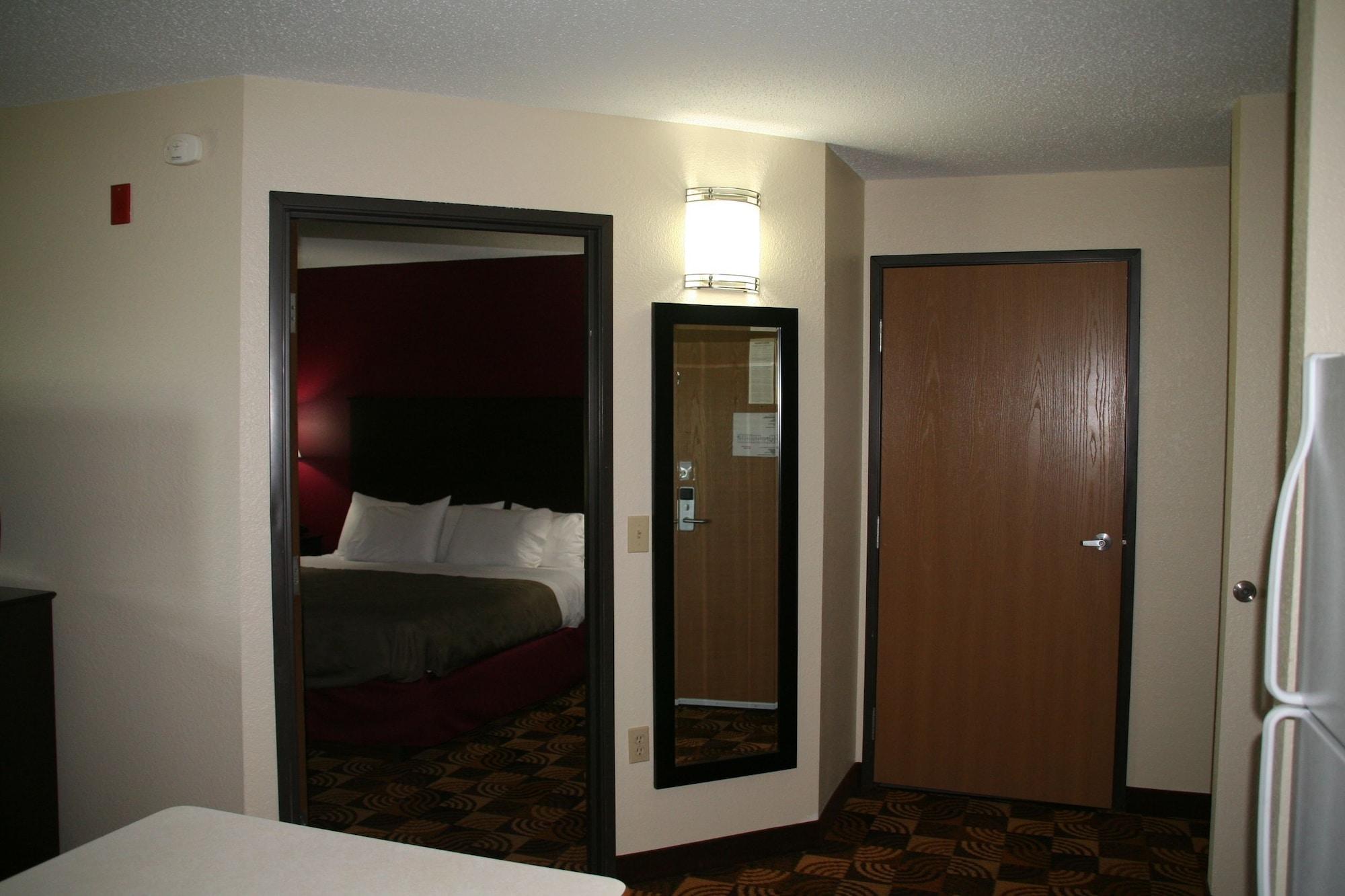 Americinn By Wyndham Elkhorn Near Lake Geneva Exterior photo