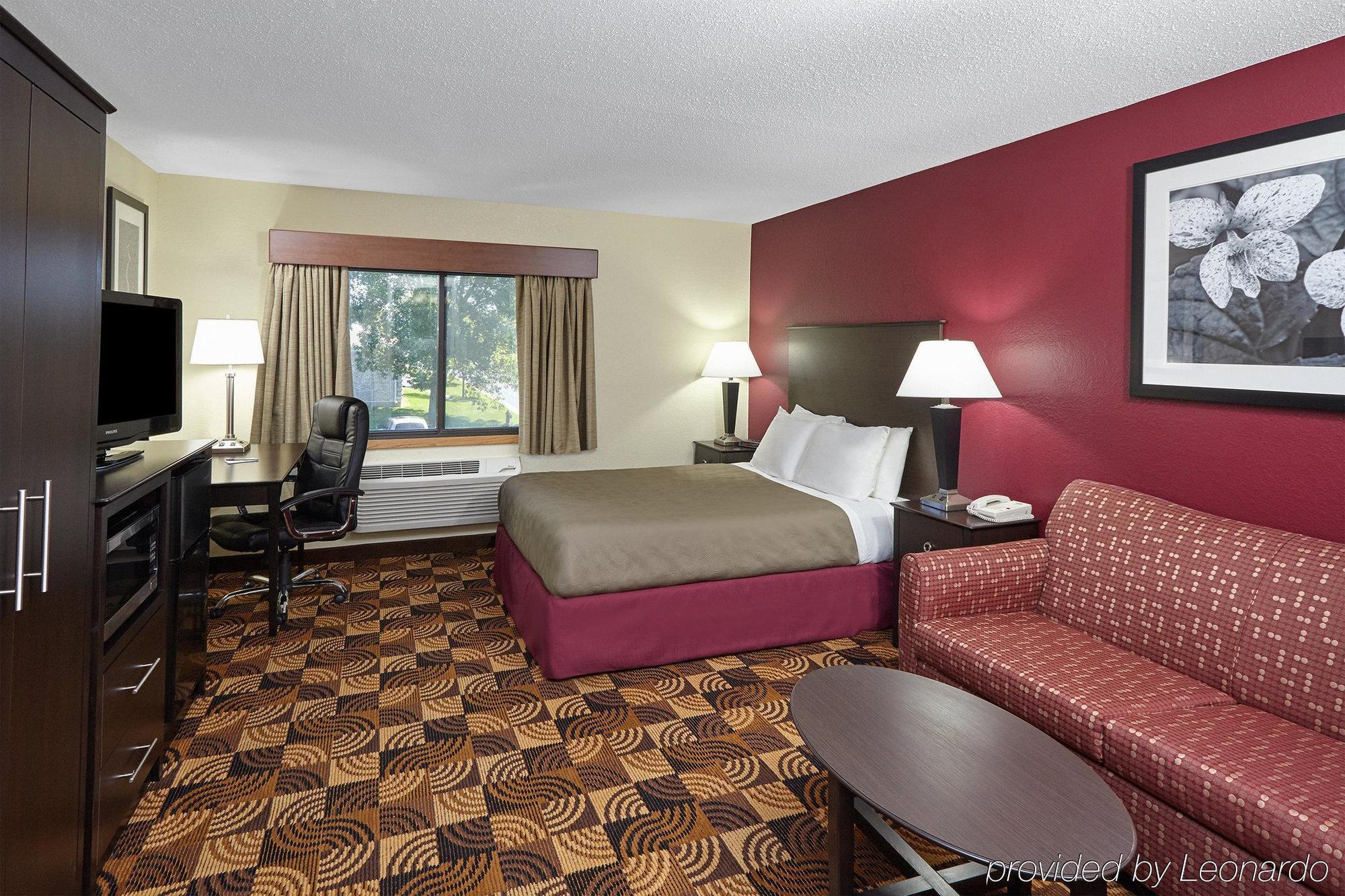 Americinn By Wyndham Elkhorn Near Lake Geneva Exterior photo