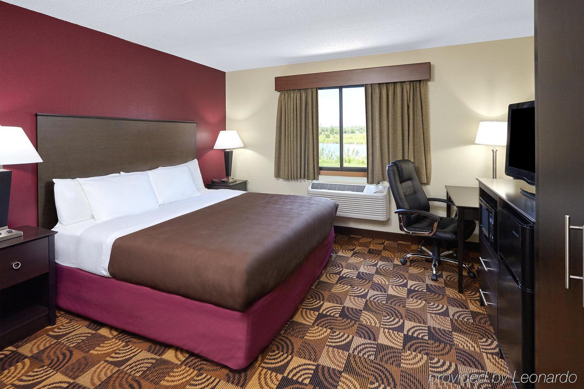 Americinn By Wyndham Elkhorn Near Lake Geneva Exterior photo